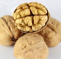 核桃深加工——核桃油，核桃粉，核桃工藝品，活性炭制品(圖1)